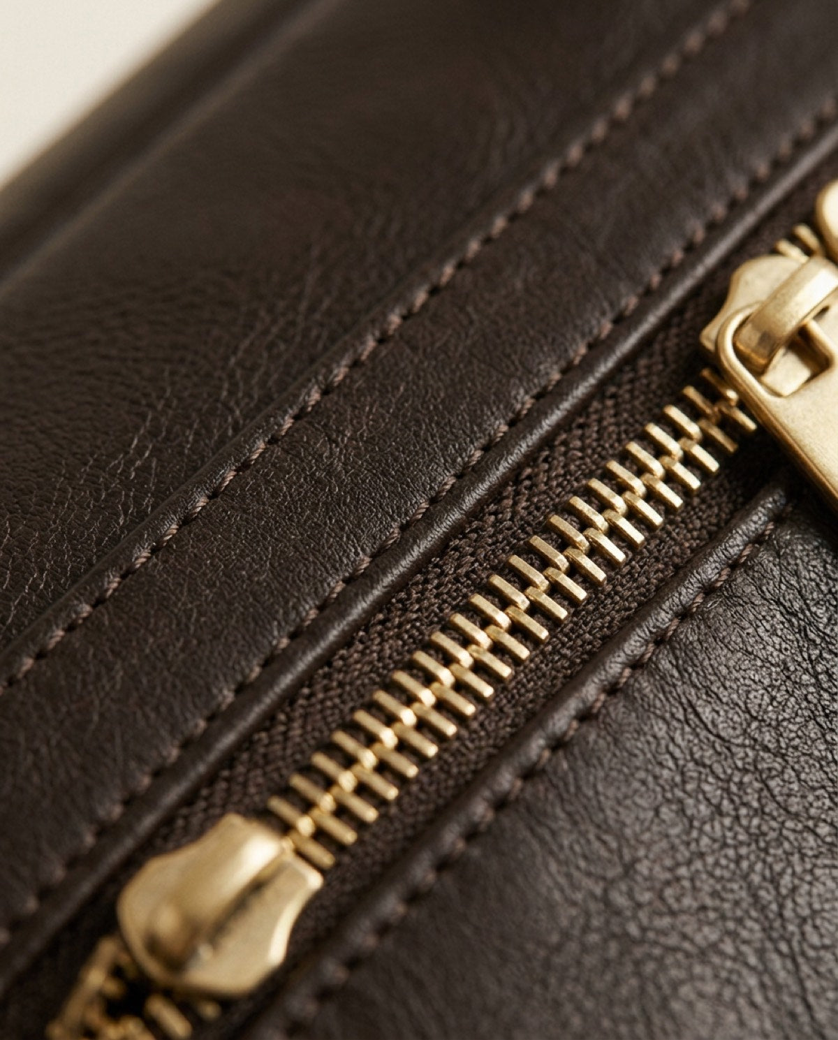 Belgrave Compact Weekender, leather detail