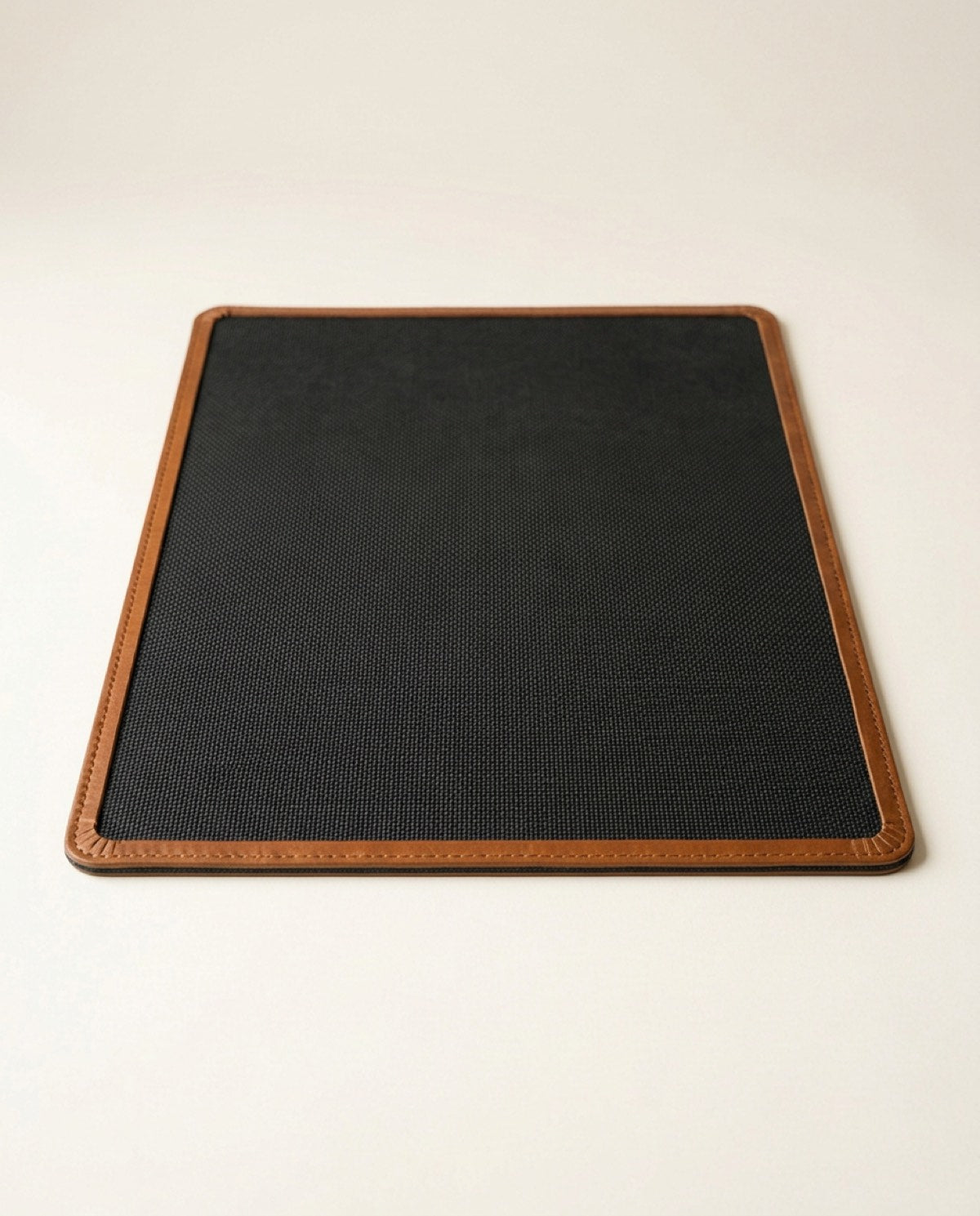 Hatton Desk Pad, non-slip rubber base detail