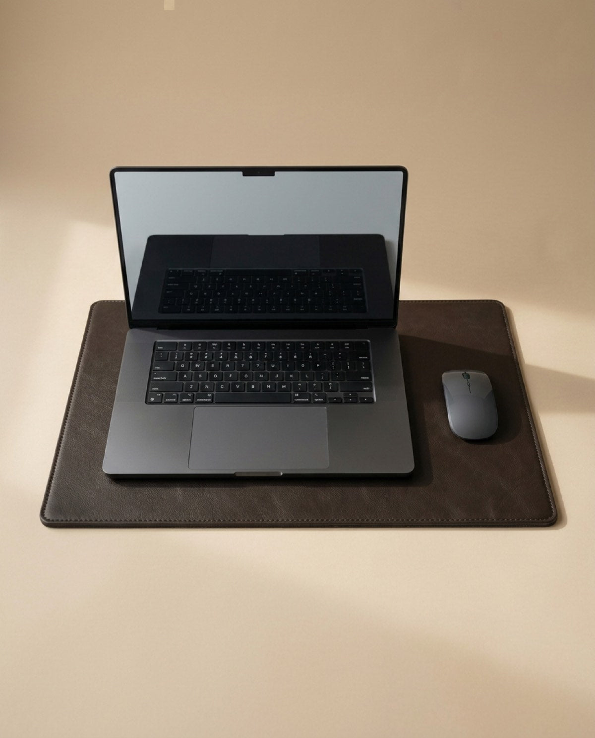 Hatton Desk Pad open, showing what fits inside