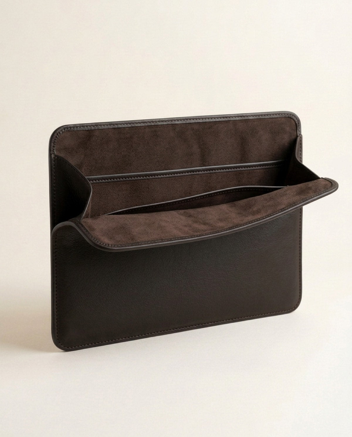Hatton Minimalist Laptop Sleeve, microfibre detail