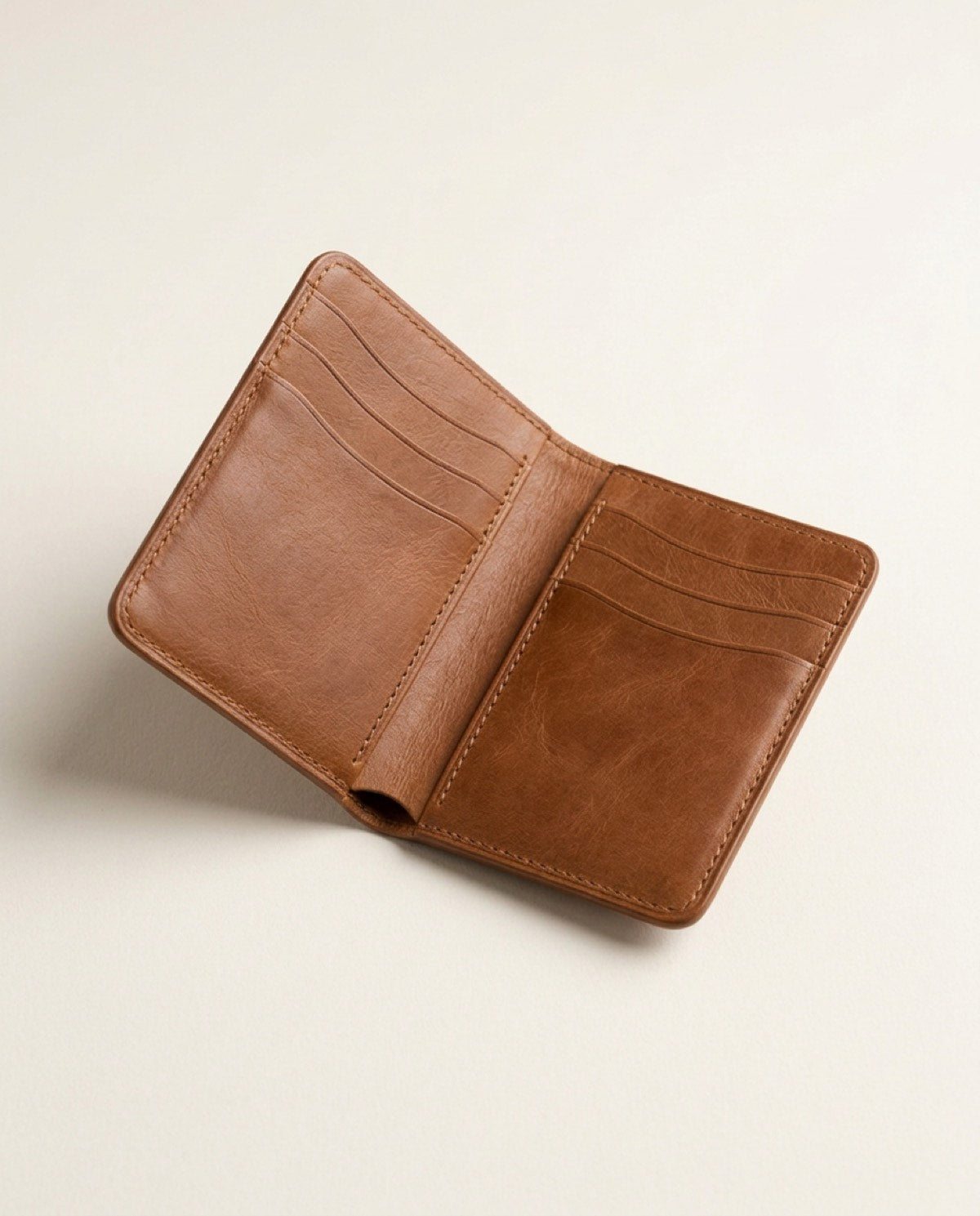 Hatton Slim Cardholder, leather detail