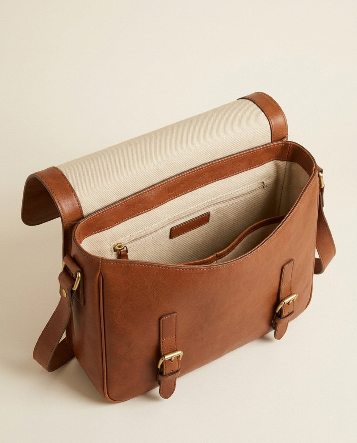 Marylebone Flap Messenger, cotton twill detail