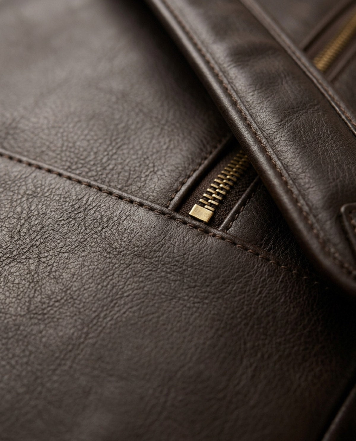 Marylebone Large Backpack, leather detail